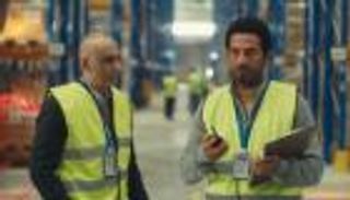 مسلسل &laquo;إفراج&raquo; الحلقة 23.. صفقة 3 ملايين دولار تضع عباس في مأزق