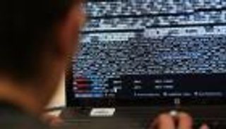 بولندا تتهم إيران بشن هجوم سيبراني على مركز أبحاث نووي