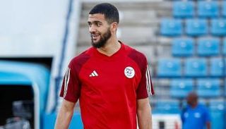 ناير مدافع منتخب الجزائر