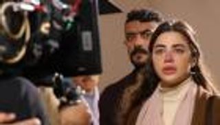 أحمد العوضي ويارا السكري يثيران الجدل حول حقيقة ارتباطهما
