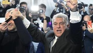 خوان لابورتا رئيس برشلونة