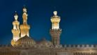 دعاء ليلة القدر كما علّمه النبي ﷺ.. كيف تغتنم ليلة 27 رمضان؟