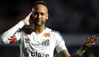 نيمار نجم برشلونة السابق