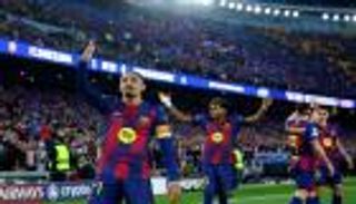 عادل نيمار.. رافينيا يكتب التاريخ في مباراة برشلونة ضد نيوكاسل