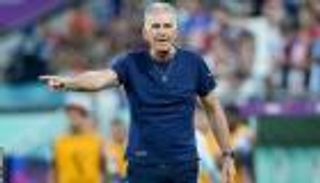 الحرب تبعد كارلوس كيروش عن منتخب عمان