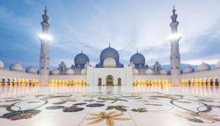 موعد صلاة العيد 2026 في الإمارات
