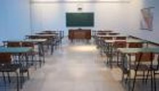 حقيقة قطع شبكات المحمول داخل لجان امتحانات الثانوية العامة 2026 في مصر