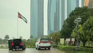 أمطار الخير تعم الإمارات