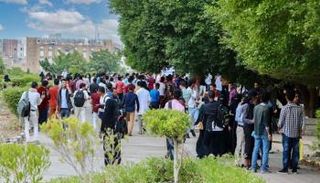 طلاب في إحدى جامعات اليمن - Hرشيفية