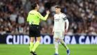 مدعم بالفيديو.. احتجاج رسمي من ريال مدريد على طرد فالفيردي ضد أتلتيكو