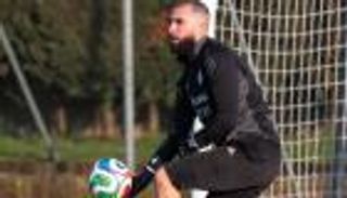 &laquo;لهذا أستحق الدعوة&raquo;.. ماندريا يرد على الانتقادات