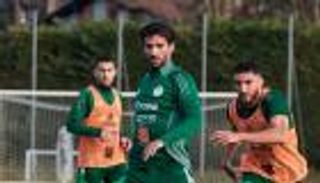 هل ضمن المونديال؟.. عوار يرد ويكشف سر المنافسة داخل منتخب الجزائر