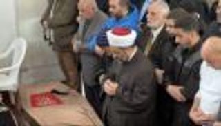 في موكب مهيب.. المئات يشيّعون أحمد قعبور إلى مثواه الأخير