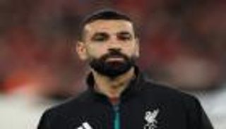 إعلان بالزي الفرعوني.. محمد صلاح يثير الجدل حول مستقبله (فيديو)