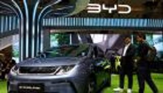 &laquo;BYD&raquo; تسجل أول تراجع سنوي في الأرباح منذ 2022.. حرب الأسعار تستعر