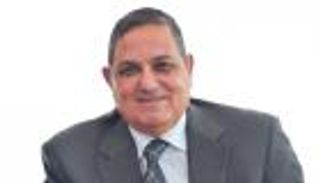 تعليق مهم من البنك المركزي المصري على قصة ديون محمد الخشن