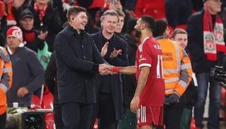محمد صلاح وستيفن جيرارد