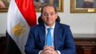أداء مالي قوي في مصر.. نمو الإيرادات وتحسن العجز وسط تحدي خدمة الدين