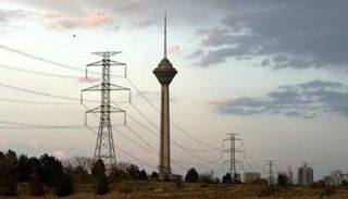 أبراج نقل الطاقة في طهران