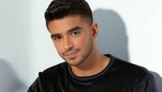 الفنان خالد الفايد