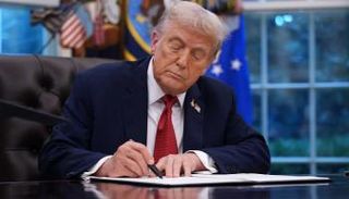 الرئيس الأمريكي دونالد ترامب