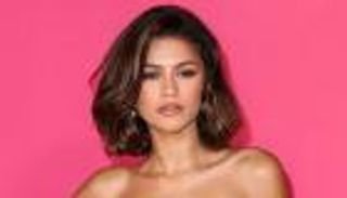 وشم صغير يكشف علاقة زيندايا بتوم هولاند في عرض Euphoria 3