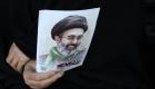 خامنئي الغائب.. بيانات مكتوبة تثير جدل المصير والقرار