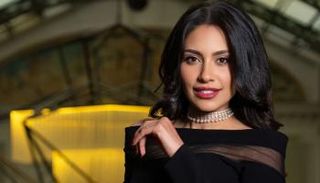 الفنانة إلهام علي