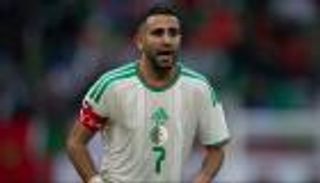بصفقة غير متوقعة.. هل يعود رياض محرز لمنتخب الجزائر؟