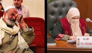 الباحثة إيمان محمد حميدة ووالدها