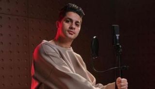 مغني المهرجانات مصطفى عنبة