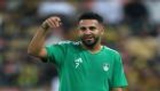 بعد الفوز على الدحيل.. رسائل رياض محرز تشعل حماس جمهور الأهلي
