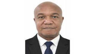 عبد المنعم سليمان