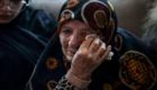 بين الحرب والمفاوضات.. لبنان المنهك من &laquo;حزب الله&raquo; يتوق لـ&laquo;مخرج&raquo; 
