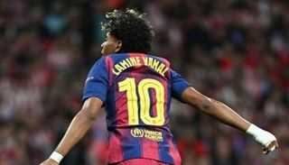 لامين يامال نجم برشلونة