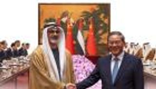 ولي عهد أبوظبي ورئيس مجلس الدولة الصيني يبحثان تعزيز الشراكة الشاملة