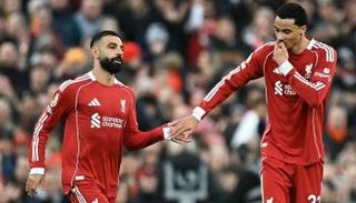 محمد صلاح وهوغو إيكيتيكي 