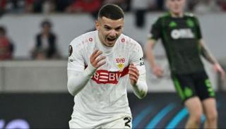 بوعناني لاعب شتوتغارت