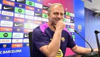 هانز فليك مدرب برشلونة
