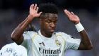 زملاؤه مستاؤون.. غرفة ملابس ريال مدريد غاضبة من فينيسيوس