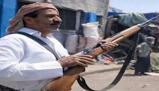 أحد رجال القبائل المحتشدين ضد الحوثي