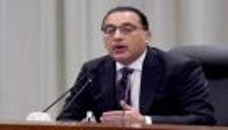 قرار جديد من رئيس الوزراء المصري بشأن مواعيد غلق المحلات