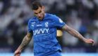 بسبب موعد نهائي كأس الملك.. جماهير الهلال تسخر من ثيو هيرنانديز