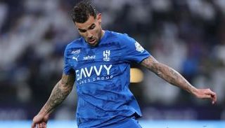 ثيو هيرنانديز نجم الهلال