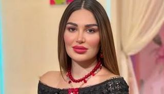 الفنانة سارة نخلة