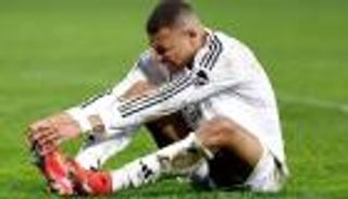 مصائب ريال مدريد لا تتوقف.. إصابة جديدة تضرب نجم الفريق 