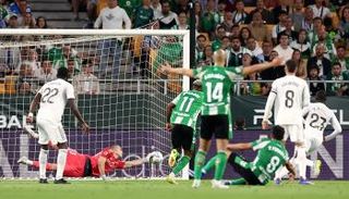 ريال بيتيس وريال مدريد