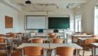 استعدادا للامتحانات.. نماذج بوكليت اللغة الإنجليزية لطلاب الإعدادية 2026 في مصر