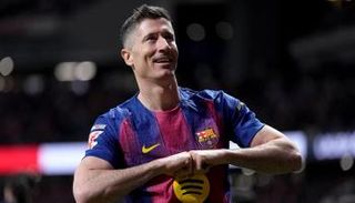 روبرت ليفاندوفسكي نجم برشلونة