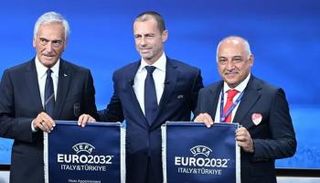 إيطاليا حصلت على حق استضافة يورو 2032